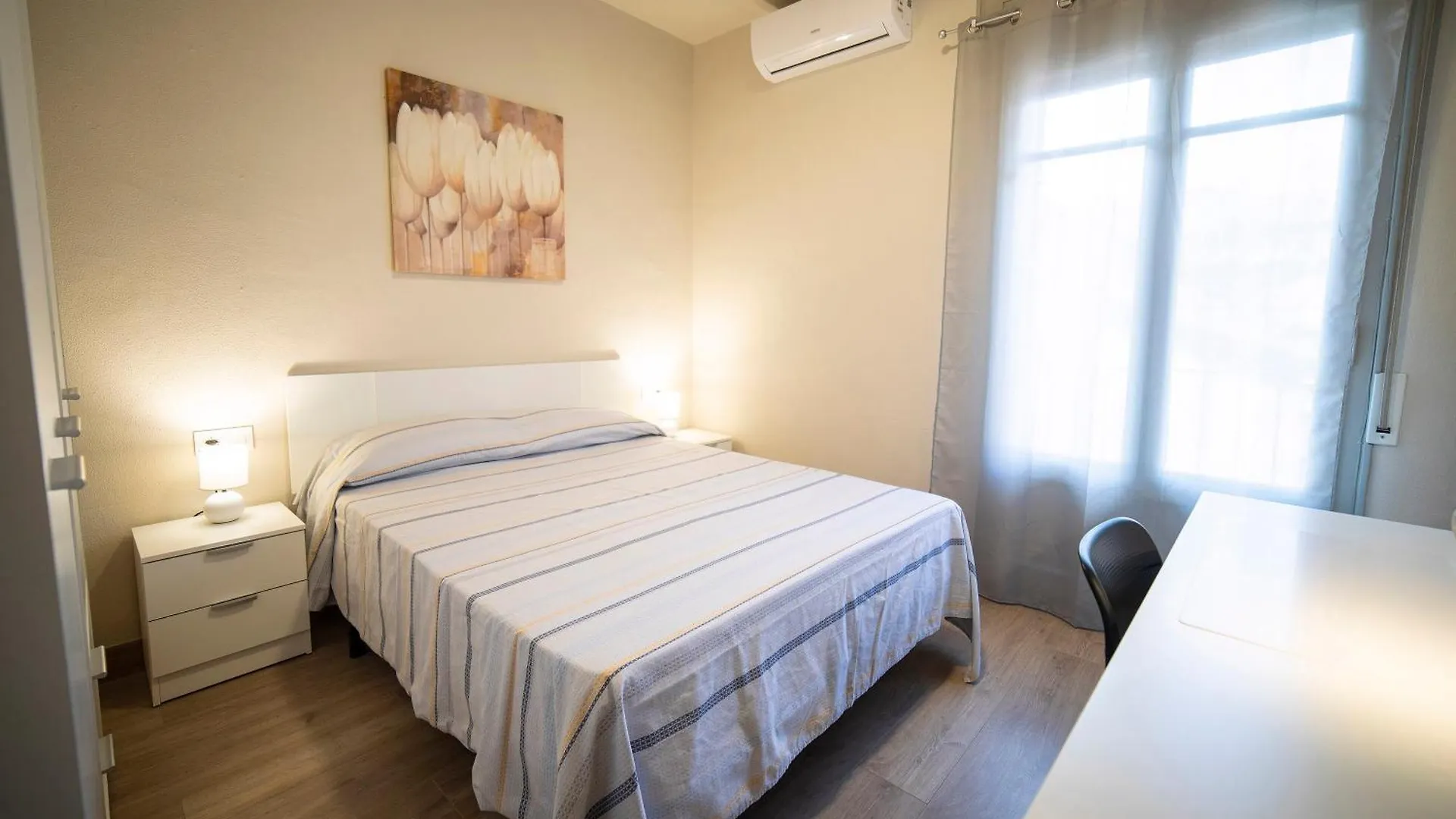 Sant Ferriol Daire Olot 0*,  İspanya